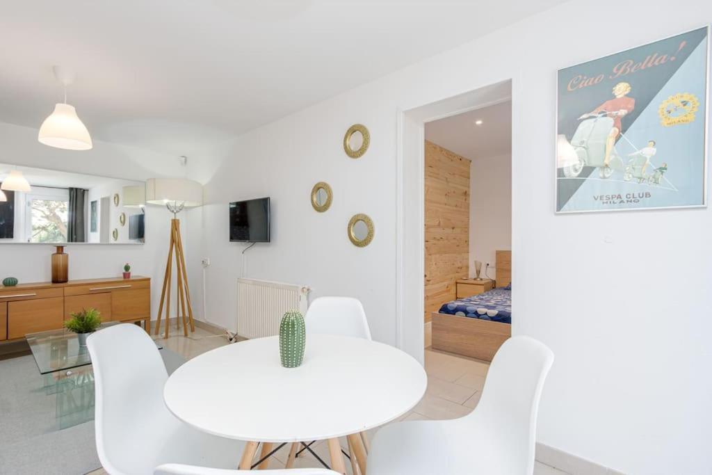 Casita Con Jardin, Bbq, Wifi, Centro Y Playa Villa Empuriabrava Kültér fotó